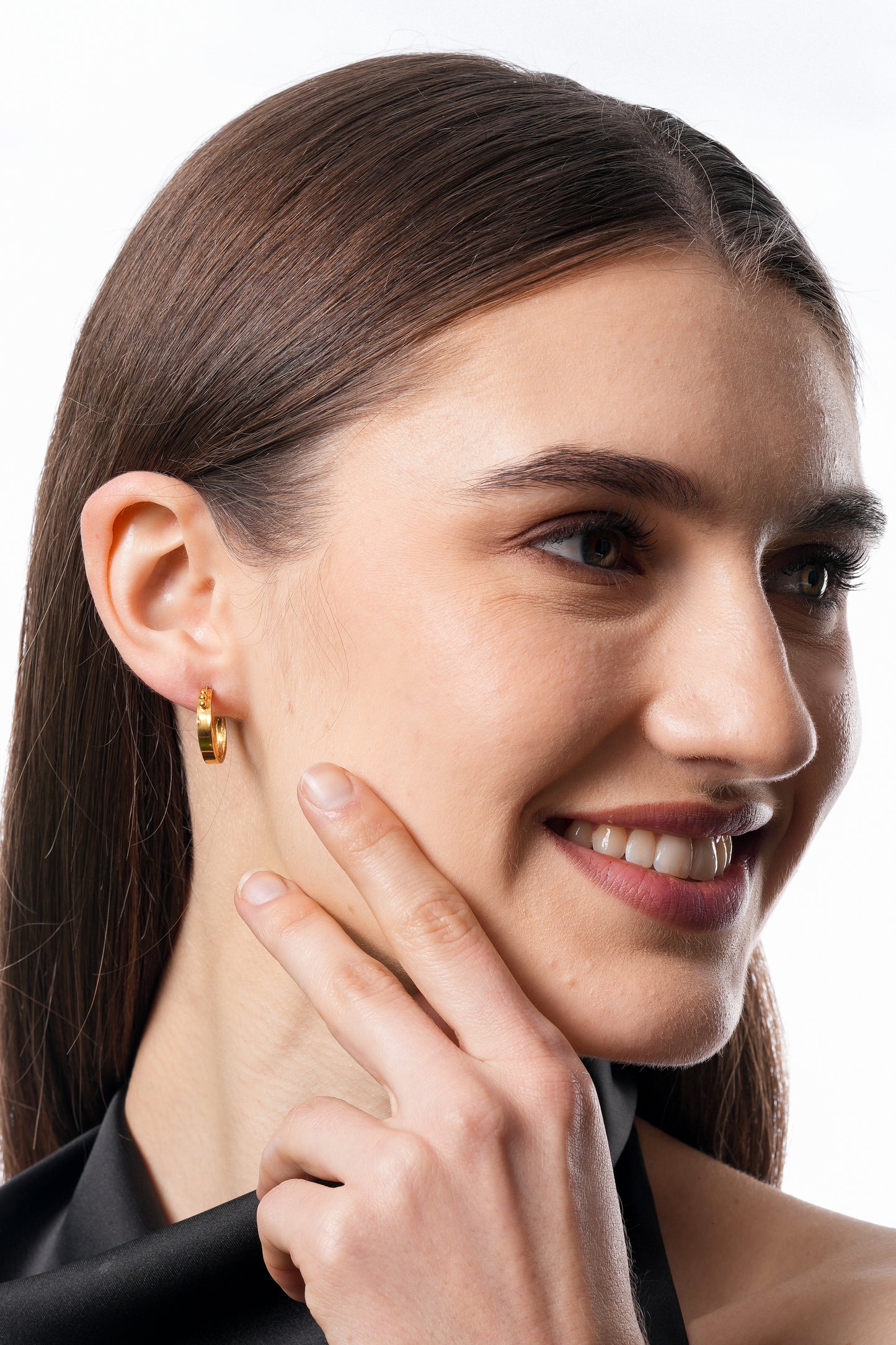 Flambeur B.I.S Hallmarked 18 KT Gold Hoop Earring