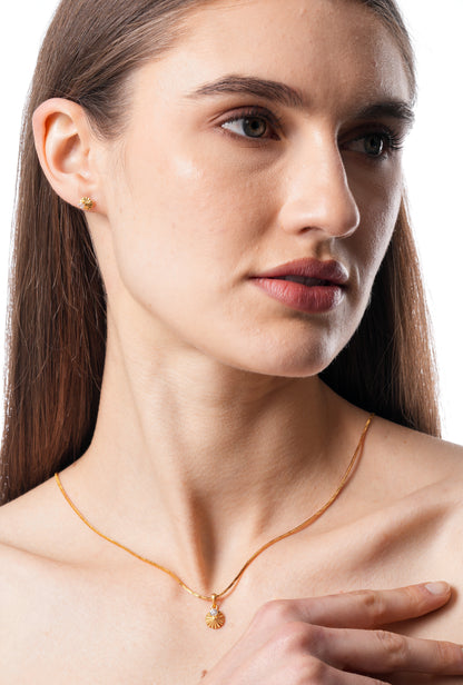 Flambeur B.I.S Hallmarked 18 KT CZ Gold Pendent Set