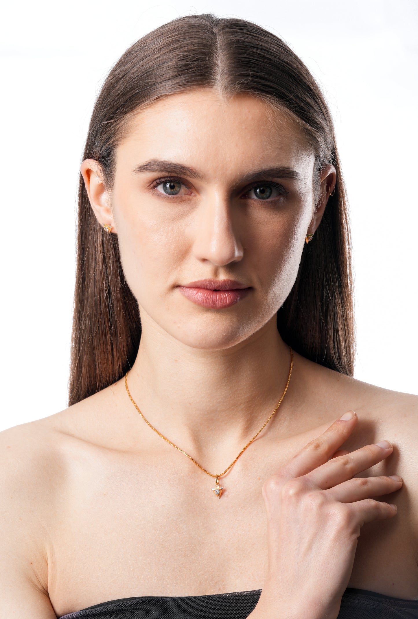 Flambeur B.I.S Hallmarked 18 KT CZ Gold Pendent Set
