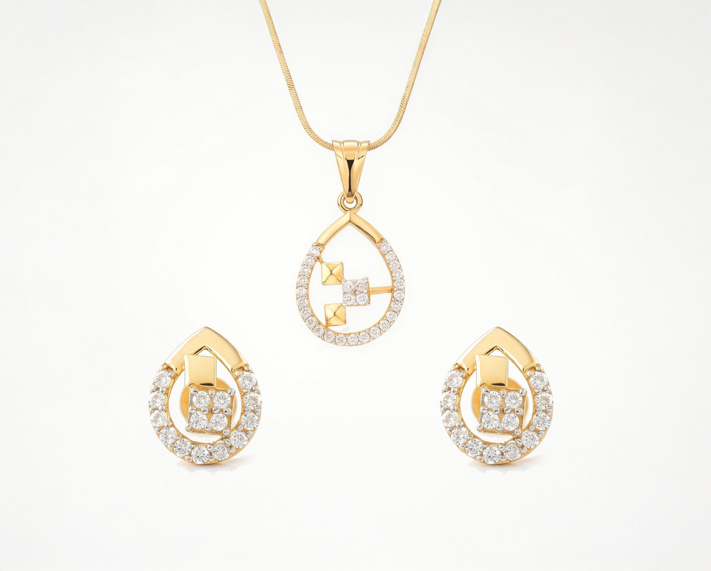 Flambeur B.I.S Hallmarked 18 KT CZ Gold Pendent Set